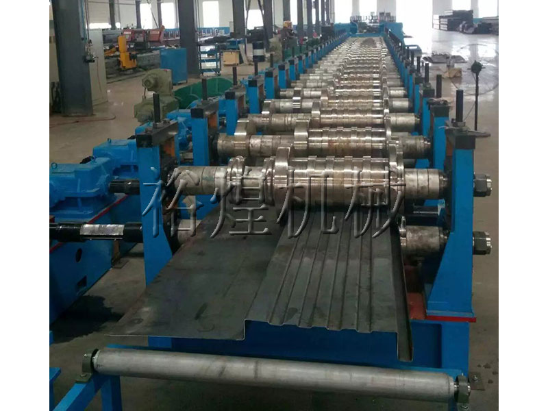 SUV停車庫浪板生產(chǎn)線 SUV停車庫浪板生產(chǎn)線